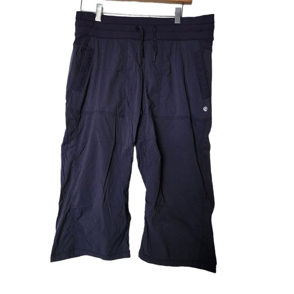 Lululemon Navy Blue Dance Studio Crop No Liner Womens Size 10 - Picture 3 of 11